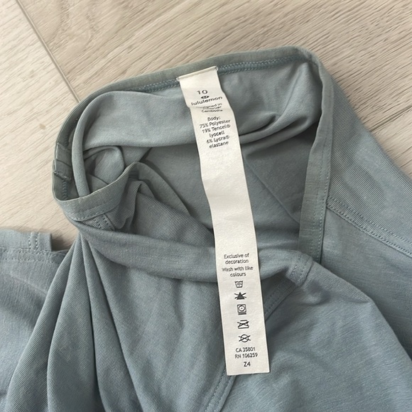 Lululemon round trip short sleeve - Picture 5 of 6